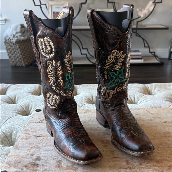 Corral Shoes - Corral Women’s 6 Brown Western Cowboy Boots Embroidered Beaded Horseshoe & Cross